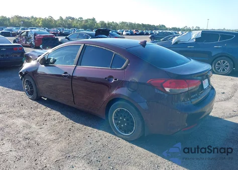 2017 Kia Forte Lx из США, поврежденный, VIN 3KPFK4A70HE142228